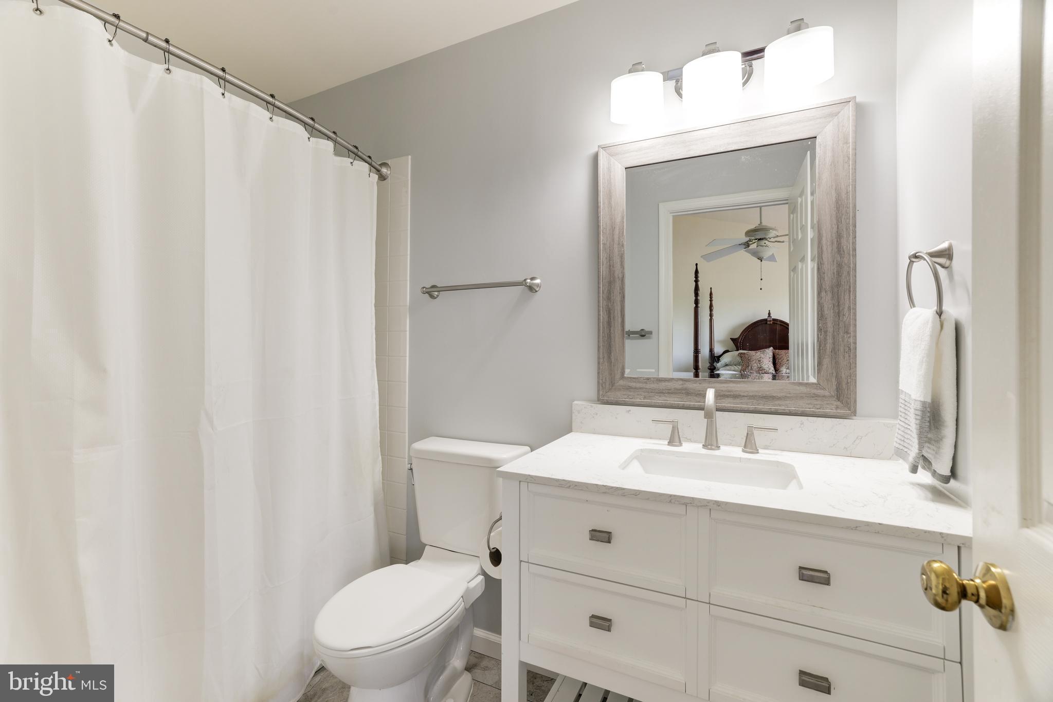 21018 Coach House Square Ashburn, VA 20147 - Photo 23 of 39