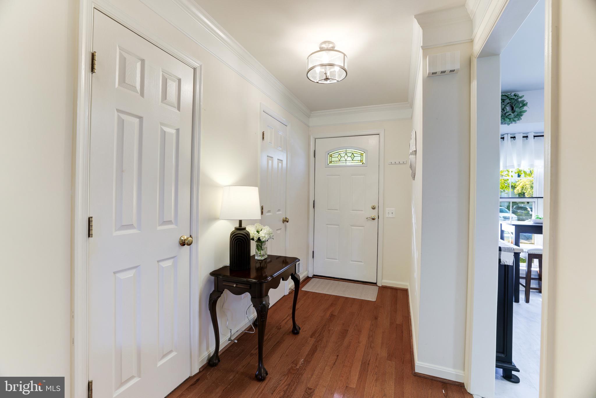 21018 Coach House Square Ashburn, VA 20147 - Photo 5 of 39