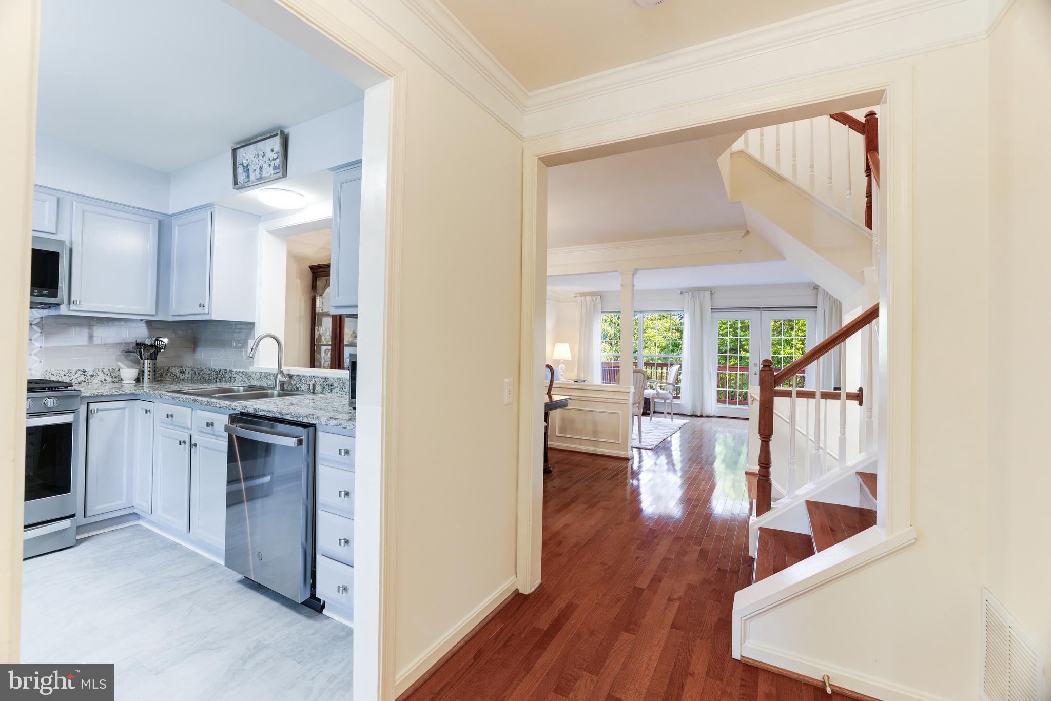 21018 Coach House Square Ashburn, VA 20147 - Photo 8 of 39