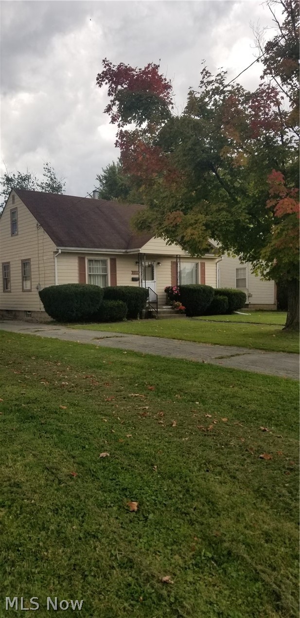 2125 Parkman Road Northwest Warren, OH 44485 - Photo 2 of 5 Gallery Image 2