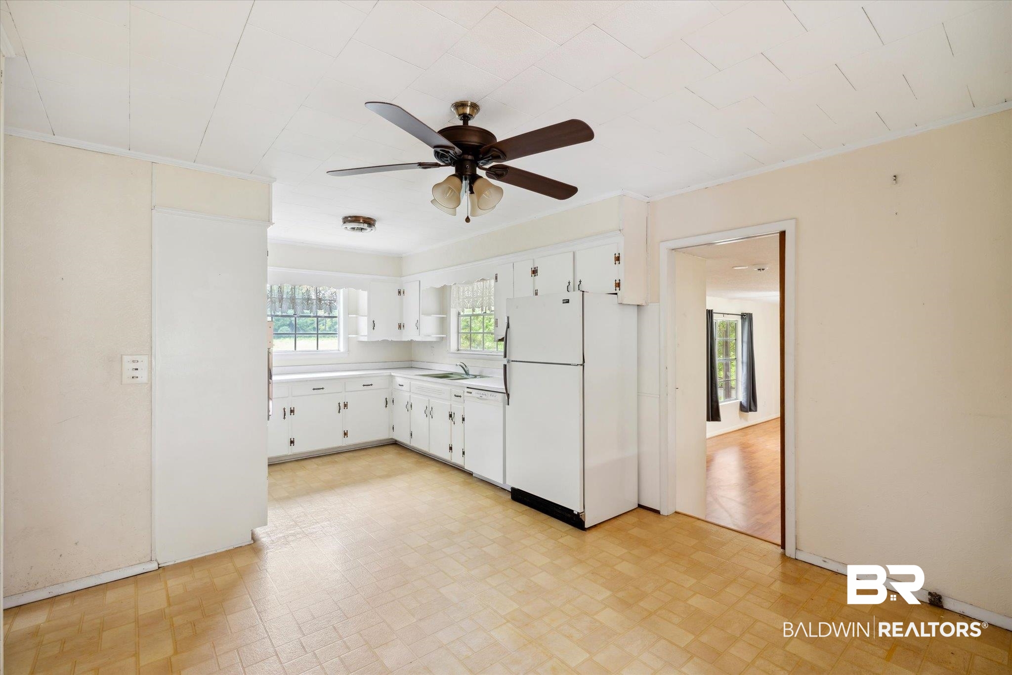 7250 Griffice Road Mobile, AL 36618 - Photo 6 of 46