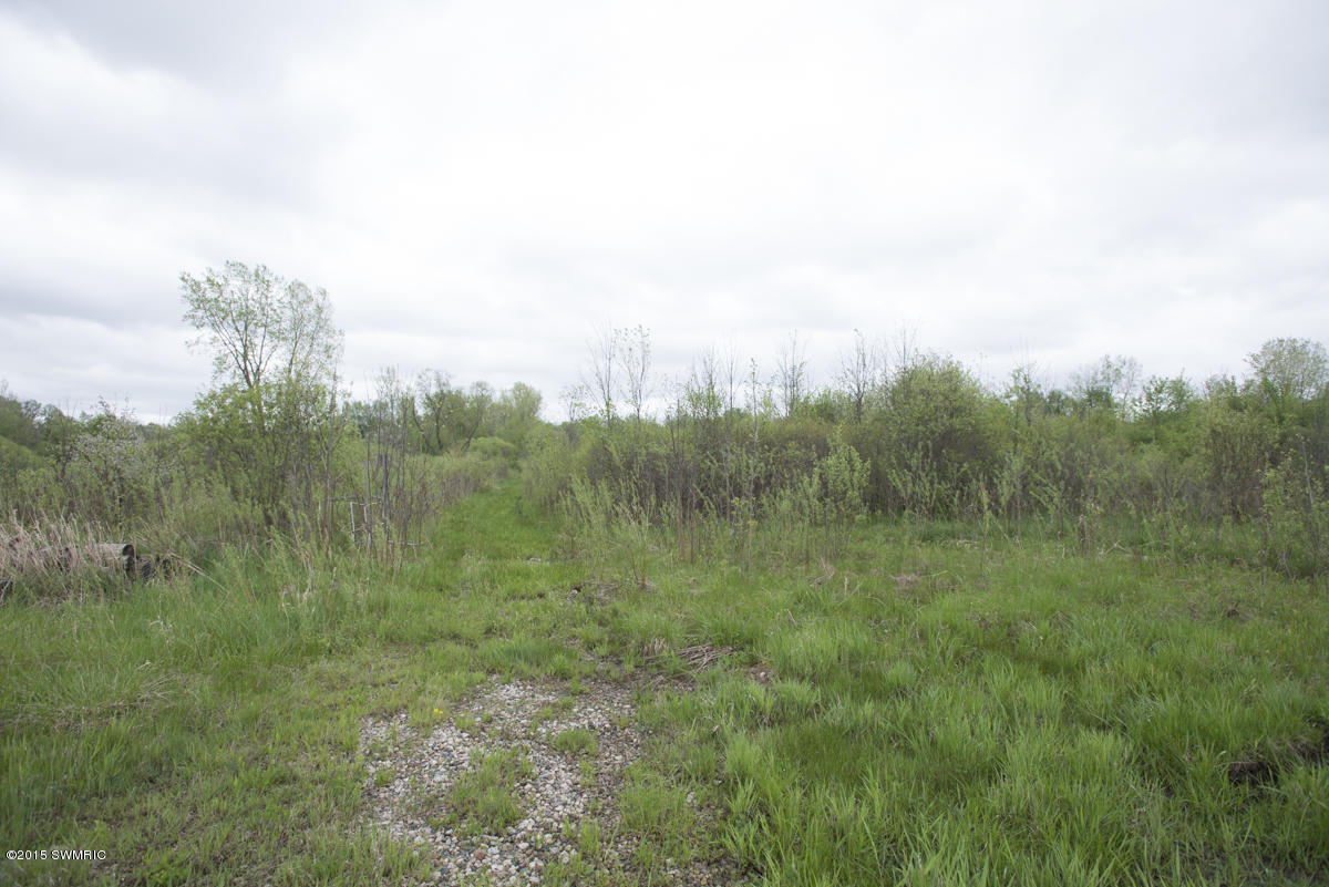 5361 West Baseline Road Plainwell, MI 49080 - Photo 25 of 33 Baseline-8