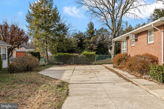 $349,900 | 59 North Chester Avenue, Delran, NJ 08075