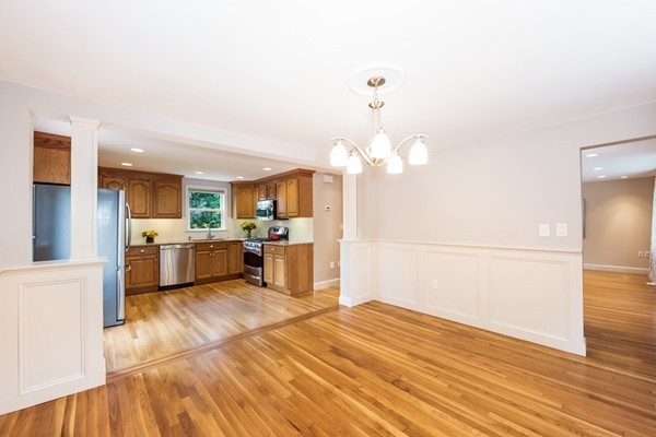 33 William Road Billerica, MA 01821 - Photo 6 of 30 Gallery Image 6