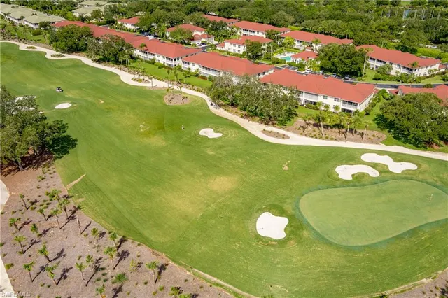 $599,000 | 640 Lalique Circle, Unit 405, Naples, FL 34119