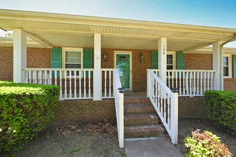 $299,900 | 108 Oakland Court, White House, TN 37188