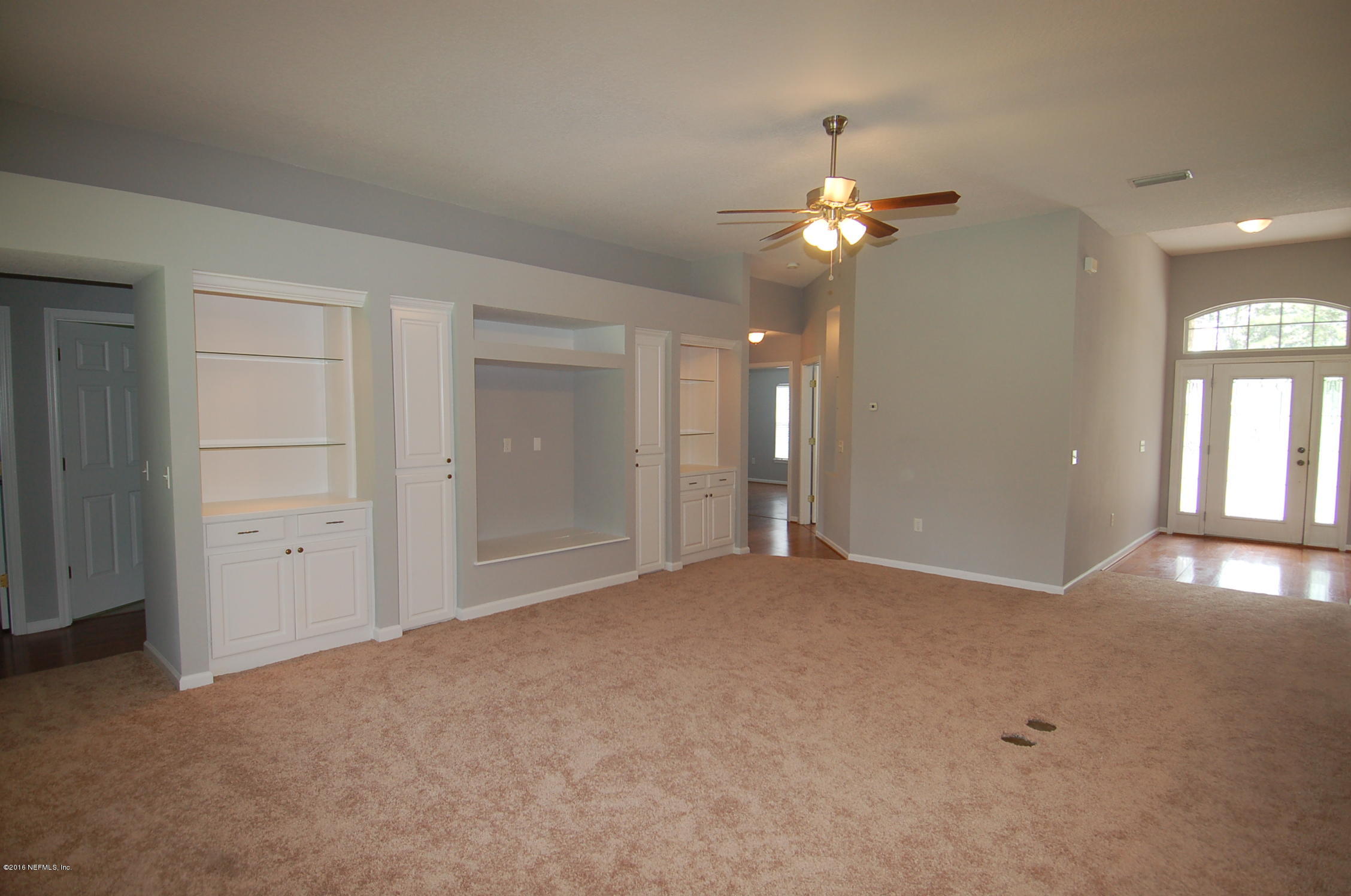 15695 Tison Road Jacksonville, FL 32218 - Photo 12 of 47 LR to foyer