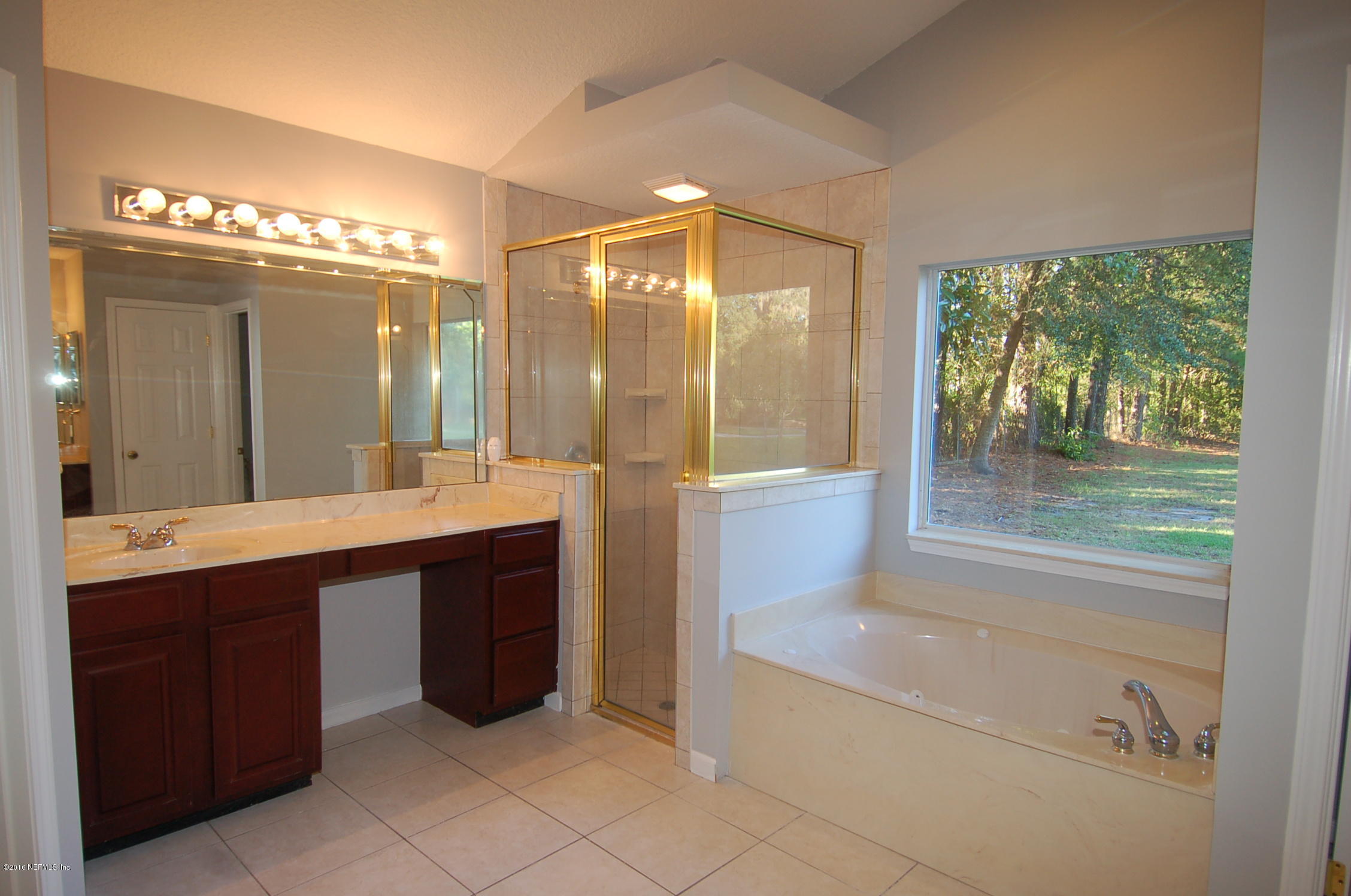 15695 Tison Road Jacksonville, FL 32218 - Photo 39 of 47 41 Master bath
