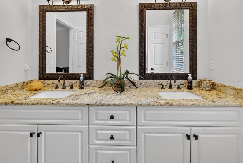 5108 Southwest 103 Way Gainesville, FL 32608 - Photo 11 of 35
