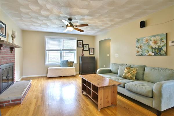 21 Garden Road Stoneham, MA 02180 - Photo 3 of 10 Gallery Image 3