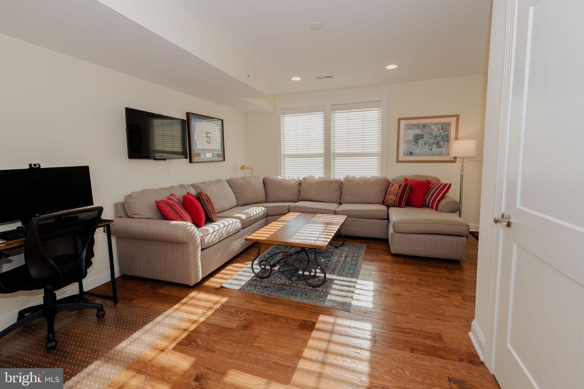 634 West End Walk Media, PA 19063 - Photo 5 of 30