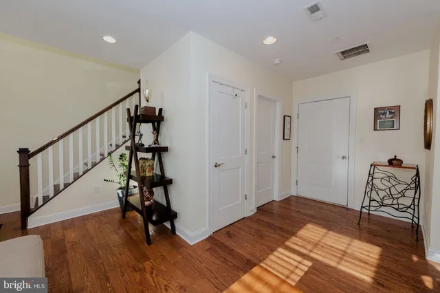 $800,000 | 634 West End Walk, Media, PA 19063