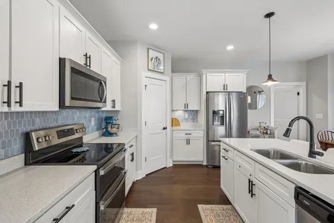 $324,999 | 20 Sycamore Ridge West, Burns, TN 37029