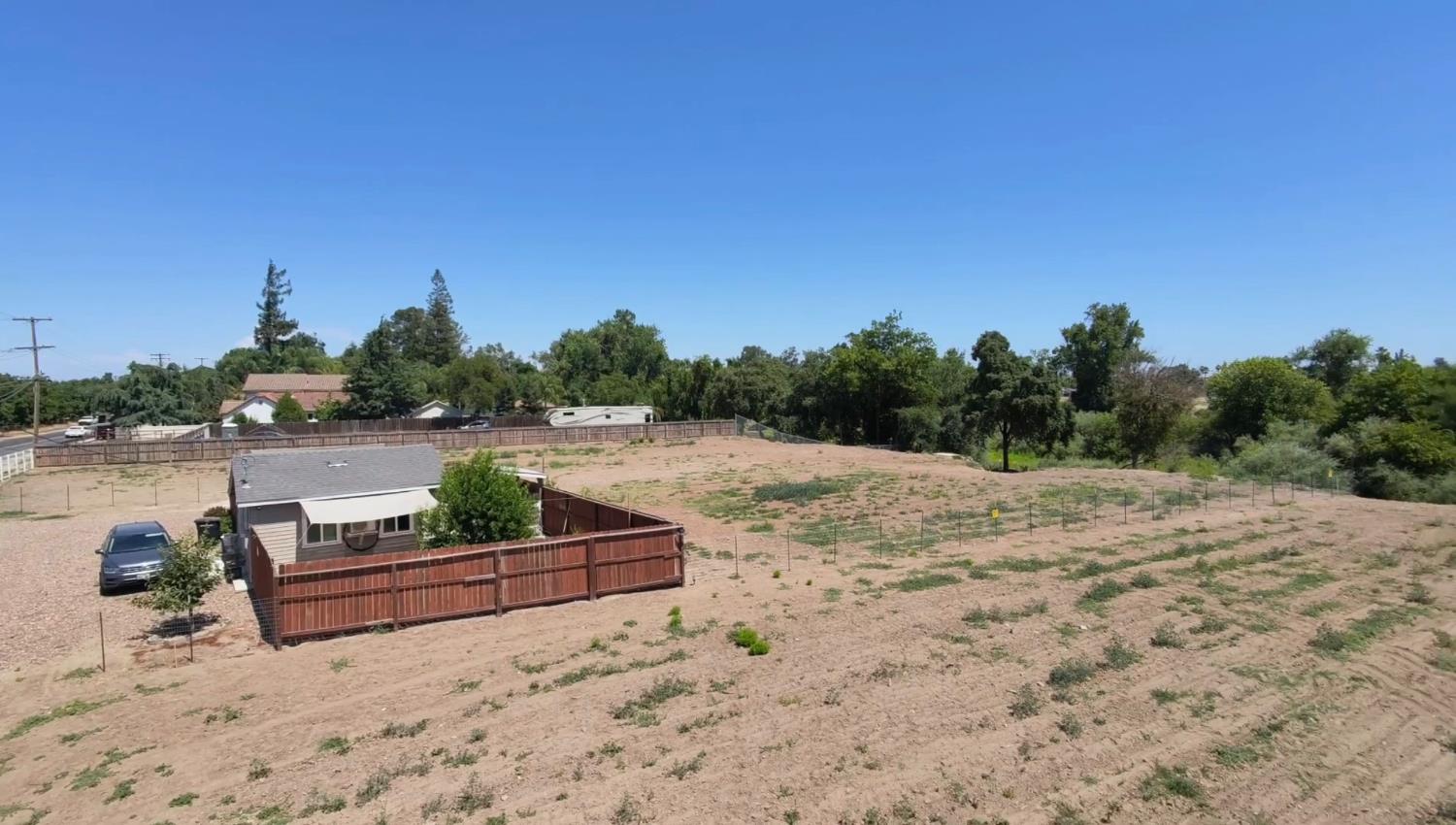 2508 Paradise Road Modesto, CA 95358 - Photo 2 of 17