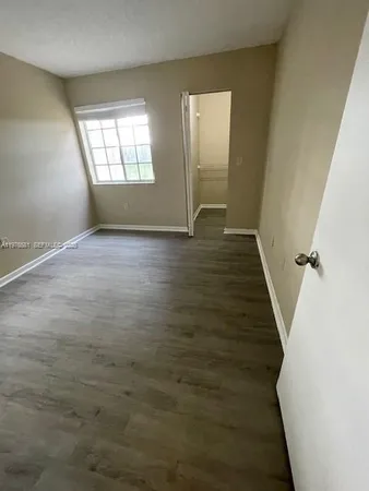 $2,500 | 1733 Village Boulevard, Unit 111, West Palm Beach, FL 33409
