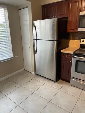 $2,500 | 1733 Village Boulevard, Unit 111, West Palm Beach, FL 33409