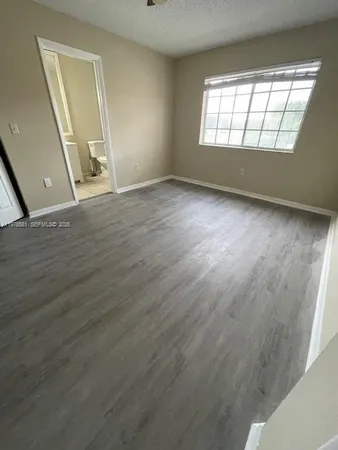 $2,500 | 1733 Village Boulevard, Unit 111, West Palm Beach, FL 33409