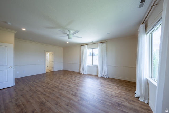 868 Braddock Lane Alpine, UT 84004 - Photo 32 of 64 Spacious room featuring wood-finish flooring, recessed lighting, and a ceiling fan