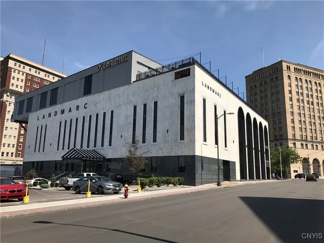 $3,695 | 520 Seneca Street, Unit 304, Utica, NY 13502