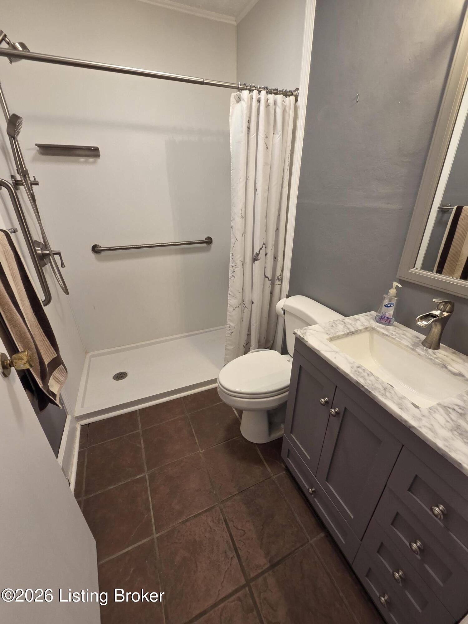 115 Perry Street Bloomfield, KY 40008 - Photo 19 of 39 20260921_153252
