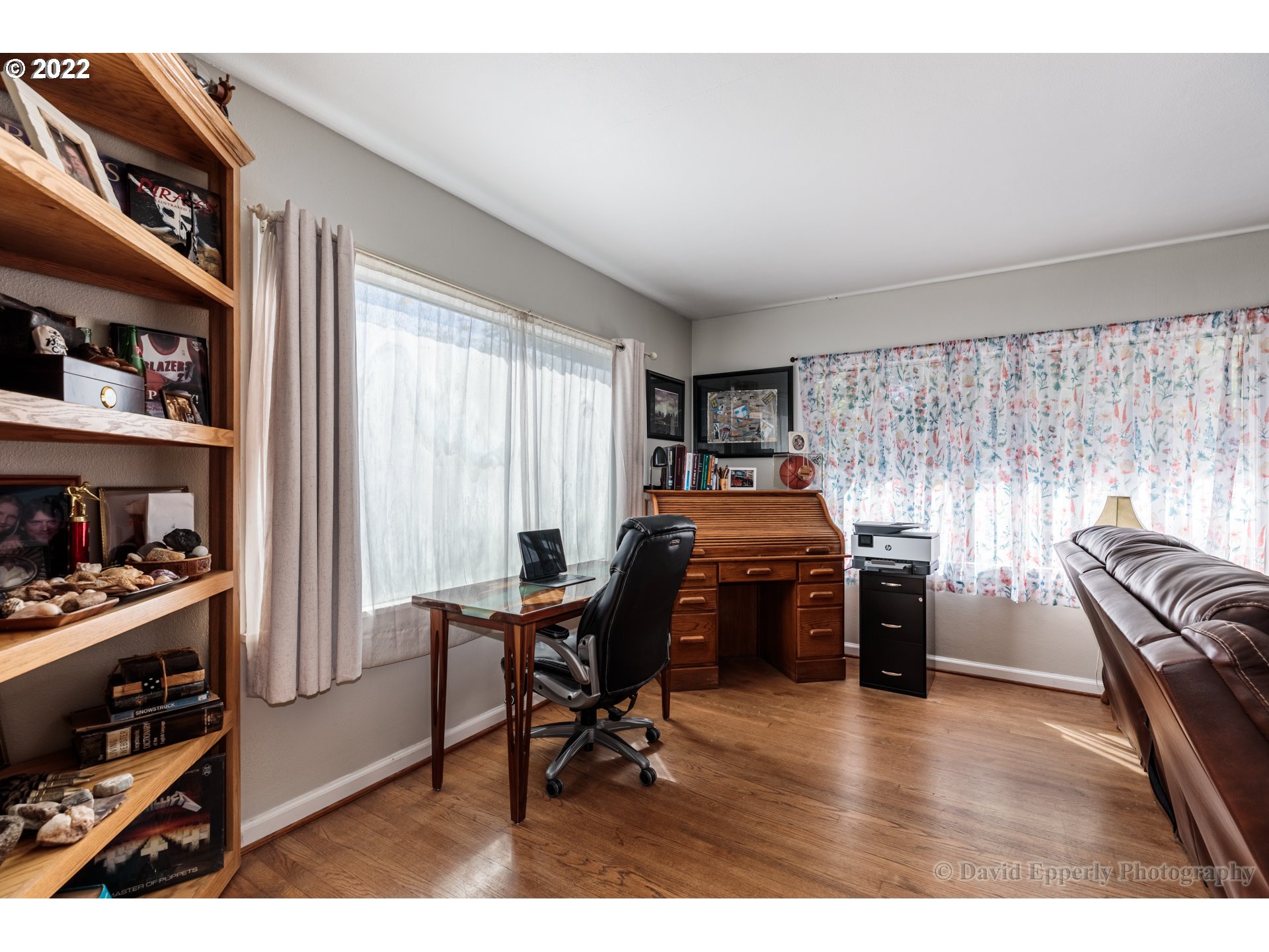 34041 Millard Road Warren, OR 97053 - Photo 6 of 30 Living Room