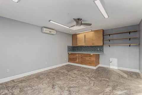 $450,000 | 2703 East Glen Canyon Road, Green Valley, AZ 85614