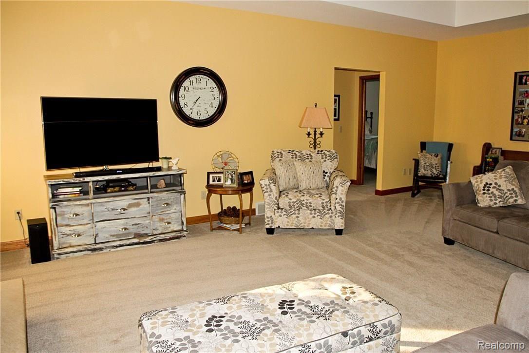 3476 South Irish Road Davison, MI 48423 - Photo 23 of 53 IMG_6505.jpg