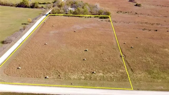 $159,900 | Lot 1 Cantrell Road, Tonganoxie, KS 66086