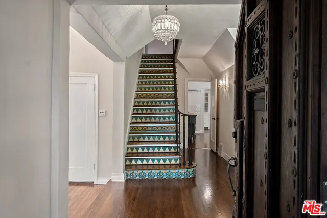 $22,000 | Undisclosed Address, Santa Monica, CA 90402