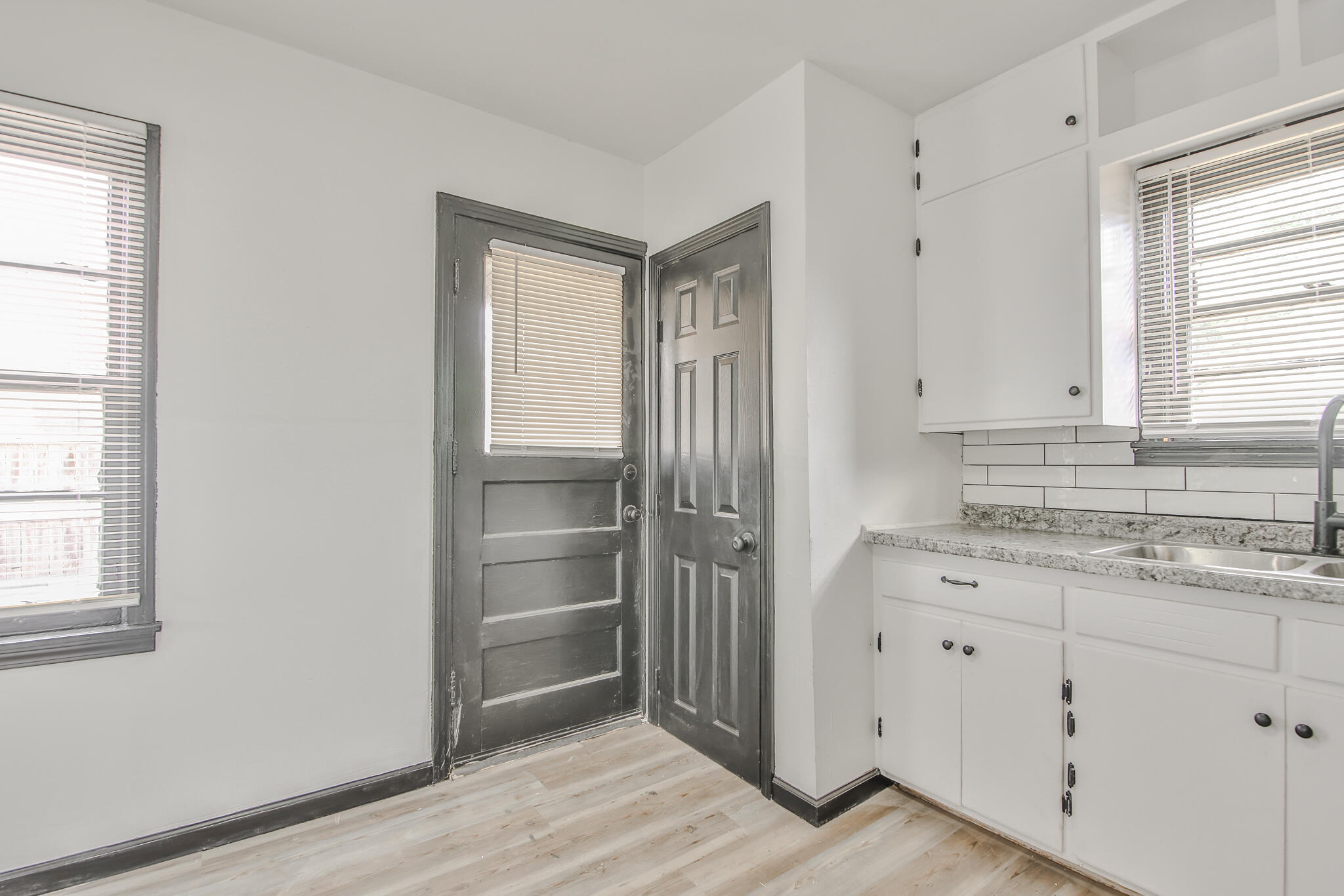 2014 60th Street Lubbock, TX 79412 - Photo 11 of 20 Haleydphotography-14