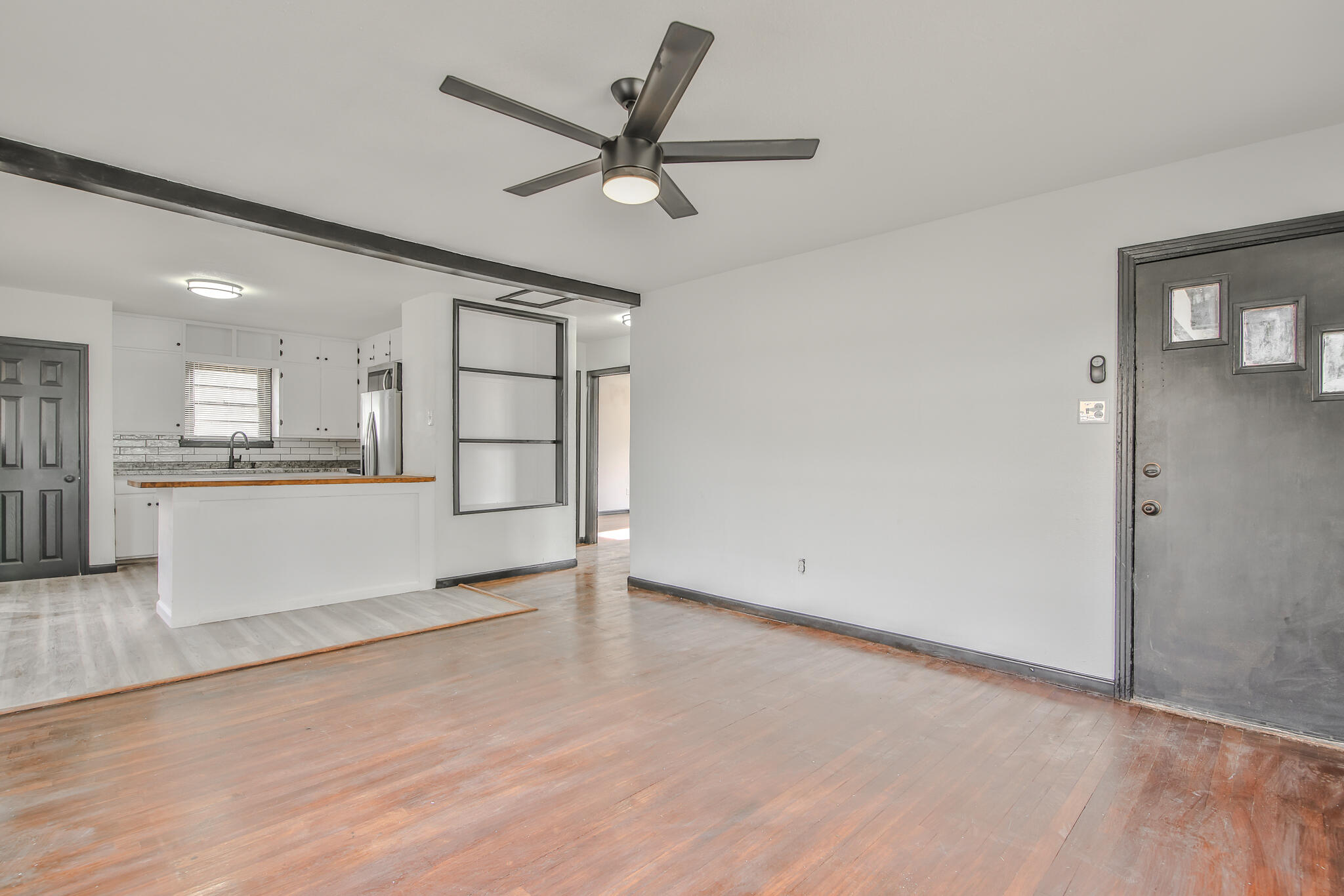 2014 60th Street Lubbock, TX 79412 - Photo 5 of 20 Haleydphotography-5