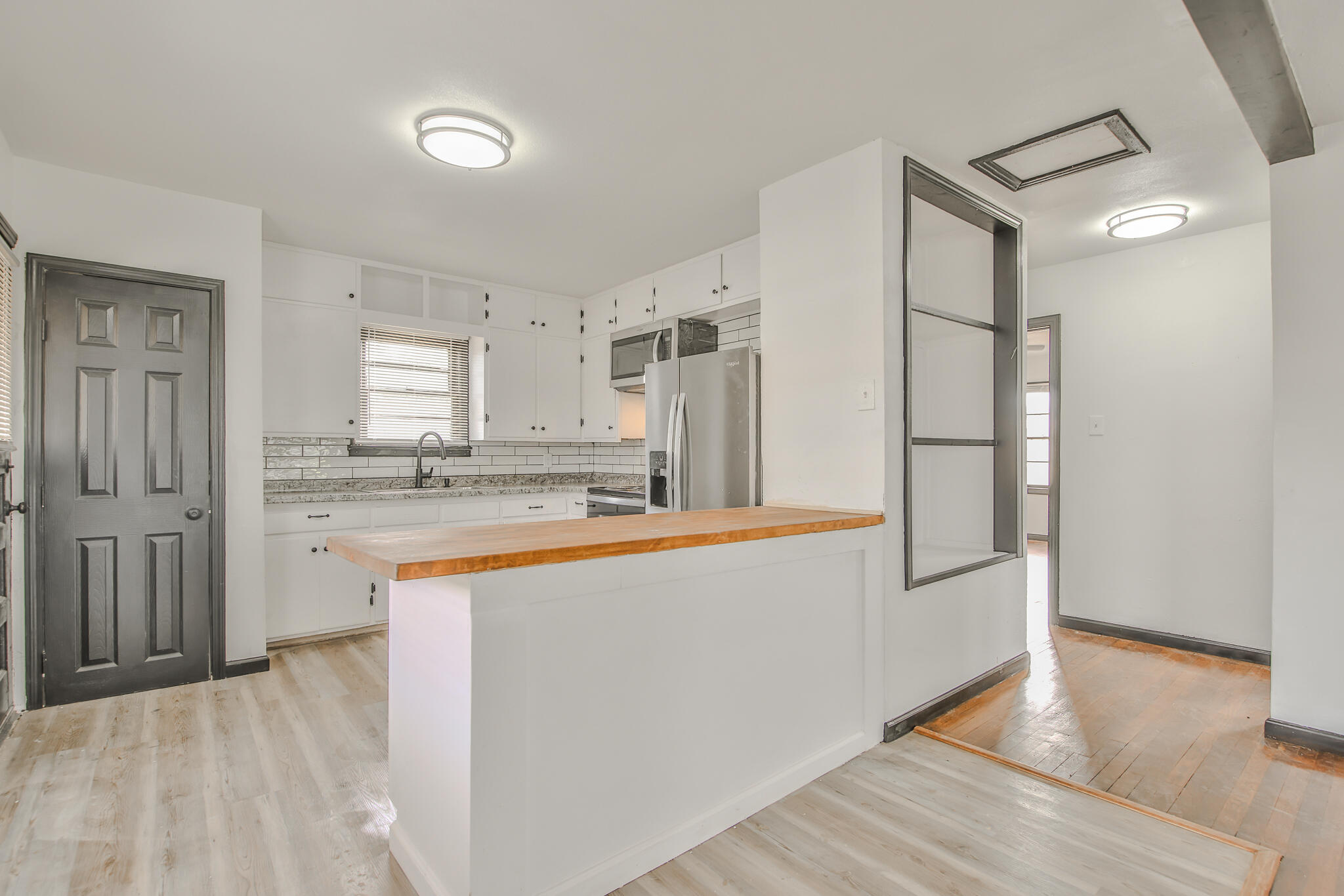 2014 60th Street Lubbock, TX 79412 - Photo 9 of 20 Haleydphotography-9