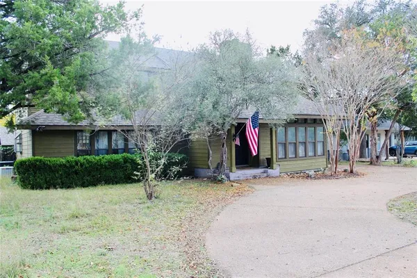 $2,400 | 105 Summit Ridge Drive North, Point Venture, TX 78645