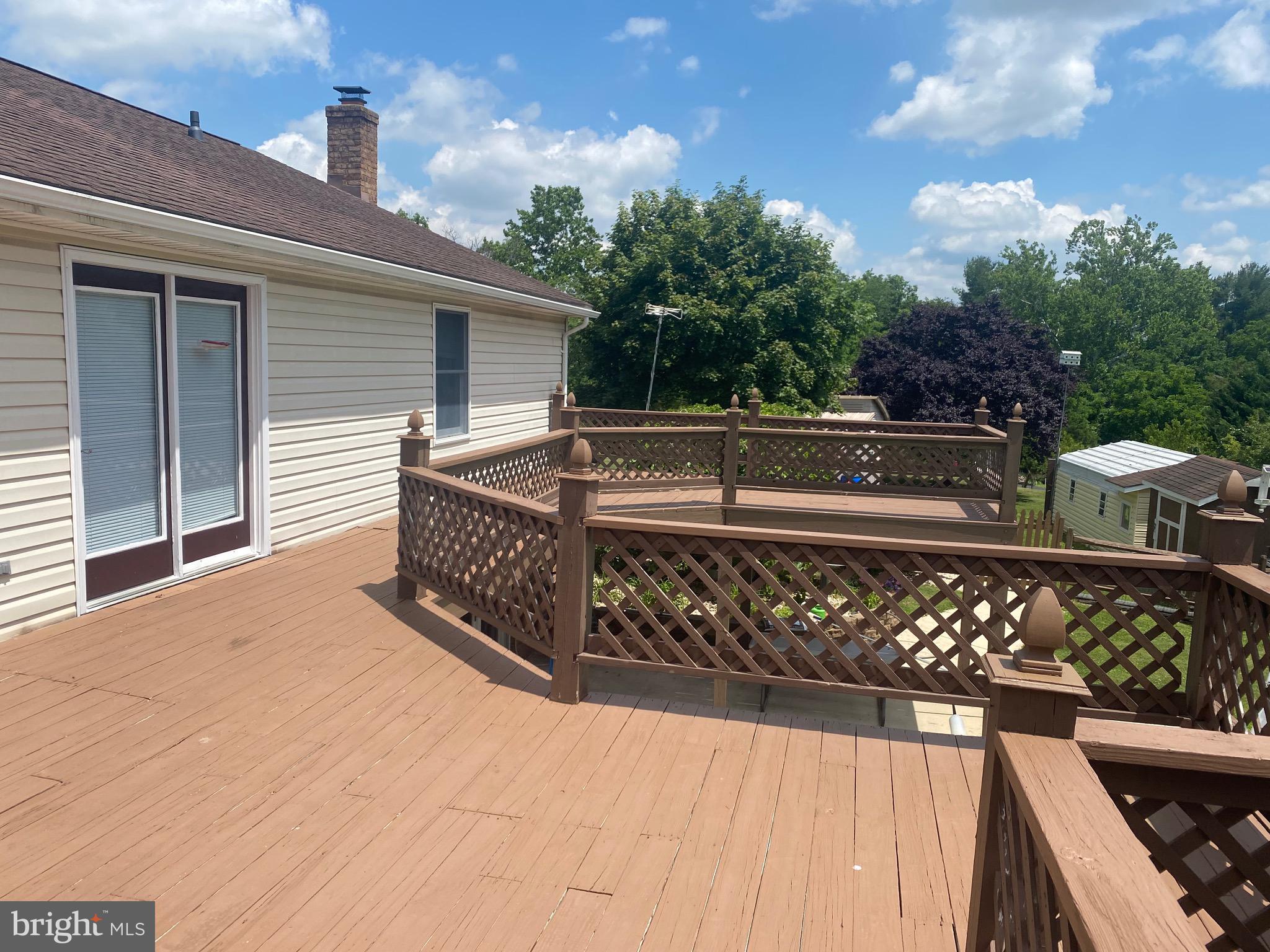 15807 Fairview Road Hagerstown, MD 21740 - Photo 2 of 42