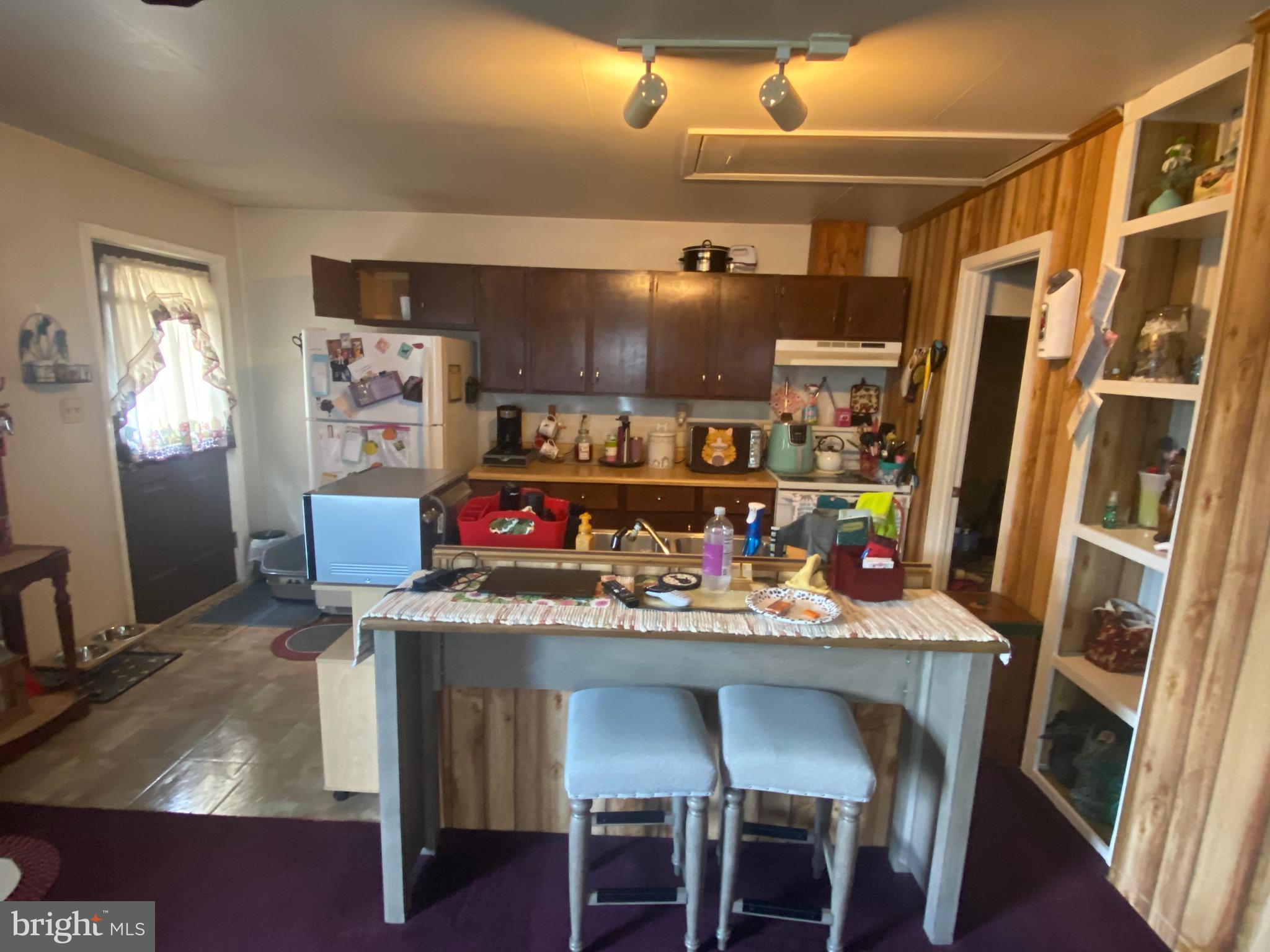 15807 Fairview Road Hagerstown, MD 21740 - Photo 32 of 42 In law suite kitchen
