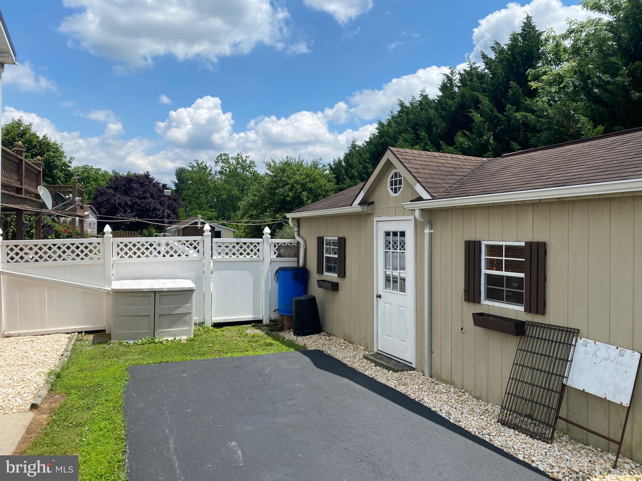 15807 Fairview Road Hagerstown, MD 21740 - Photo 6 of 42