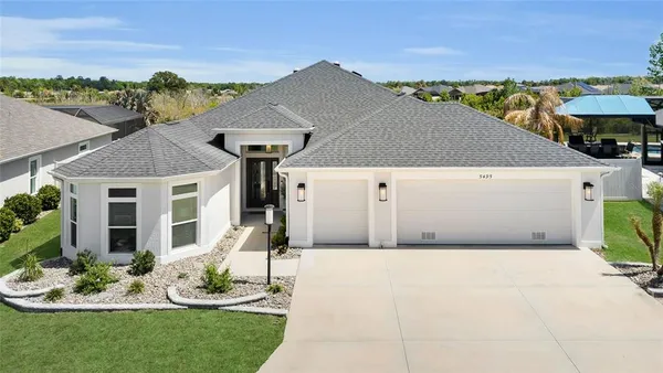 $879,000 | 5495 Hawkins Drive, The Villages, FL 32163