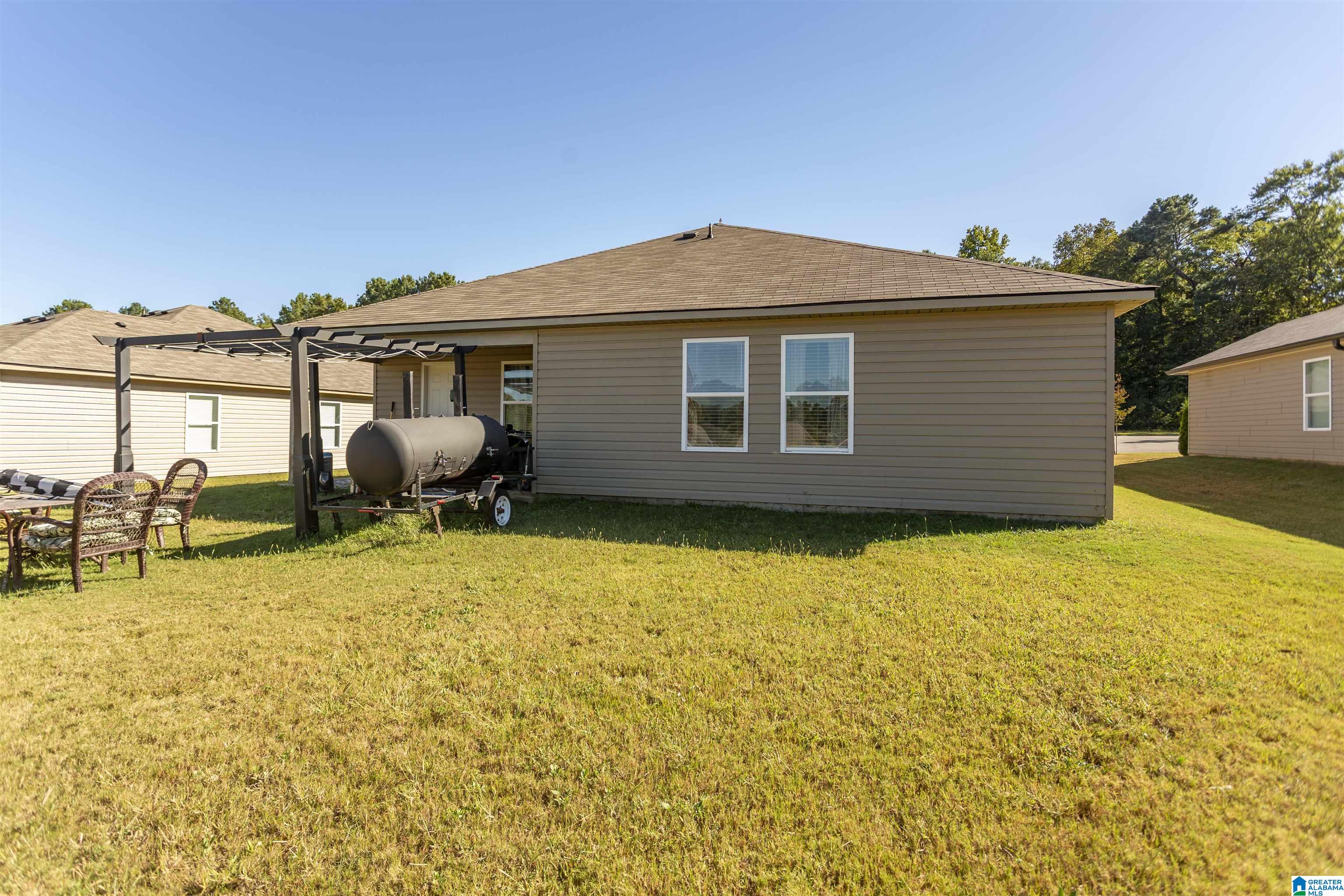 224 Hampton Drive Calera, AL 35040 - Photo 10 of 35