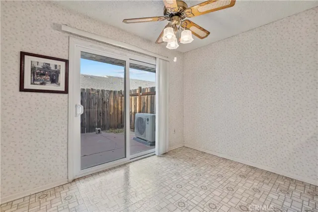 $465,000 | 26838 Avenue Of The Oaks, Unit C, Newhall, CA 91321