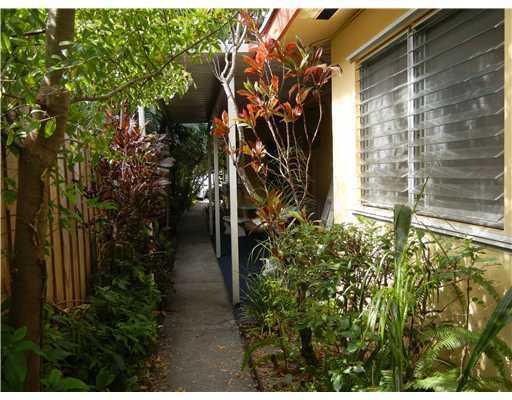 1303 Miami Road, Unit 4 Fort Lauderdale, FL 33316 - Photo 5 of 5 Exterior Front