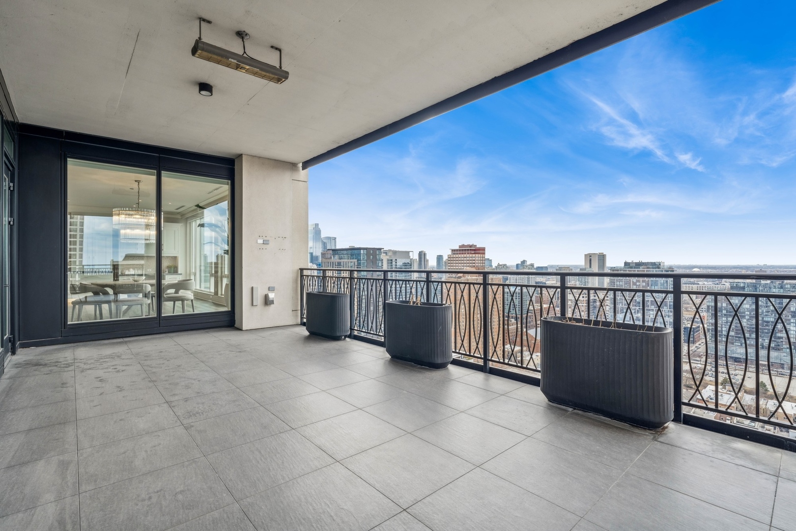 9 West Walton Street, Unit 2802 Chicago, IL 60610 - Photo 33 of 44 a view of a terrace with a city view