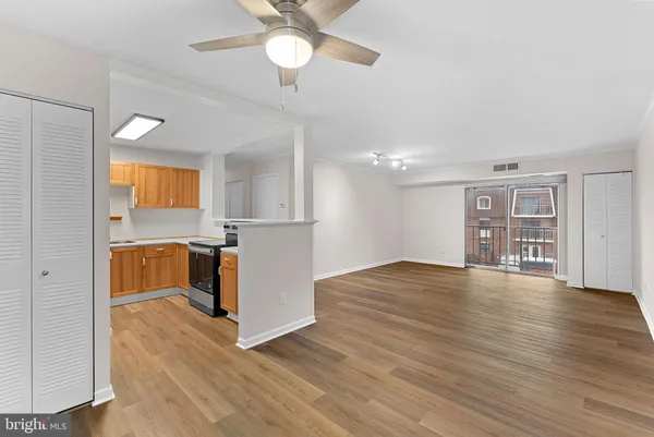 a view of an empty room and window