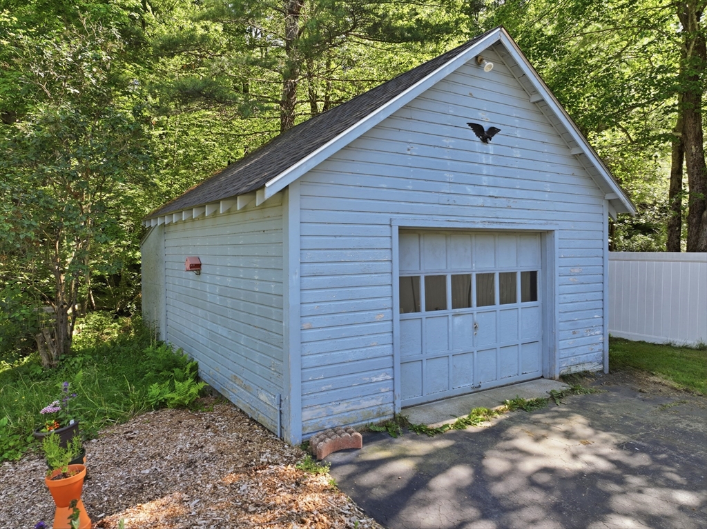 151 Narrows Road Westminster, MA 01473 - Photo 3 of 28