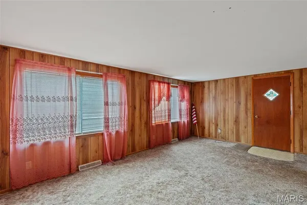 $134,900 | 1149 Elm Tree Court, St. Clair, MO 63077