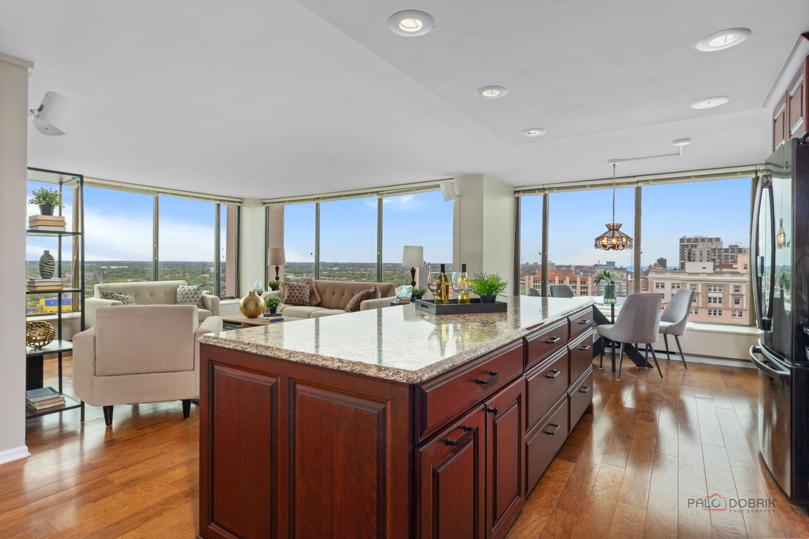 5455 North Sheridan Road, Unit 2615 Chicago, IL 60640 - Photo 10 of 21