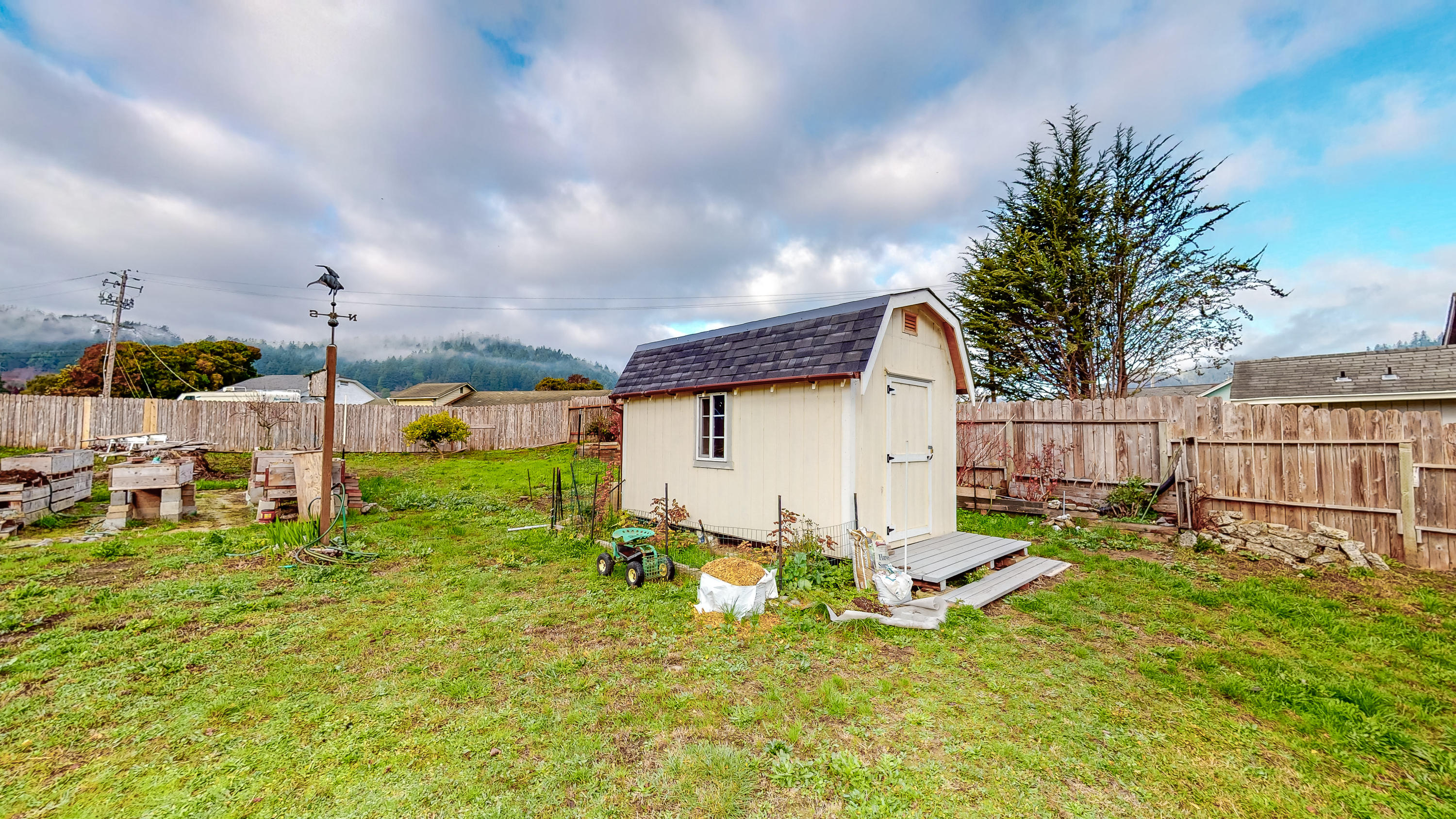 128 Meadow Bridge Lane Rio Dell, CA 95562 - Photo 41 of 43