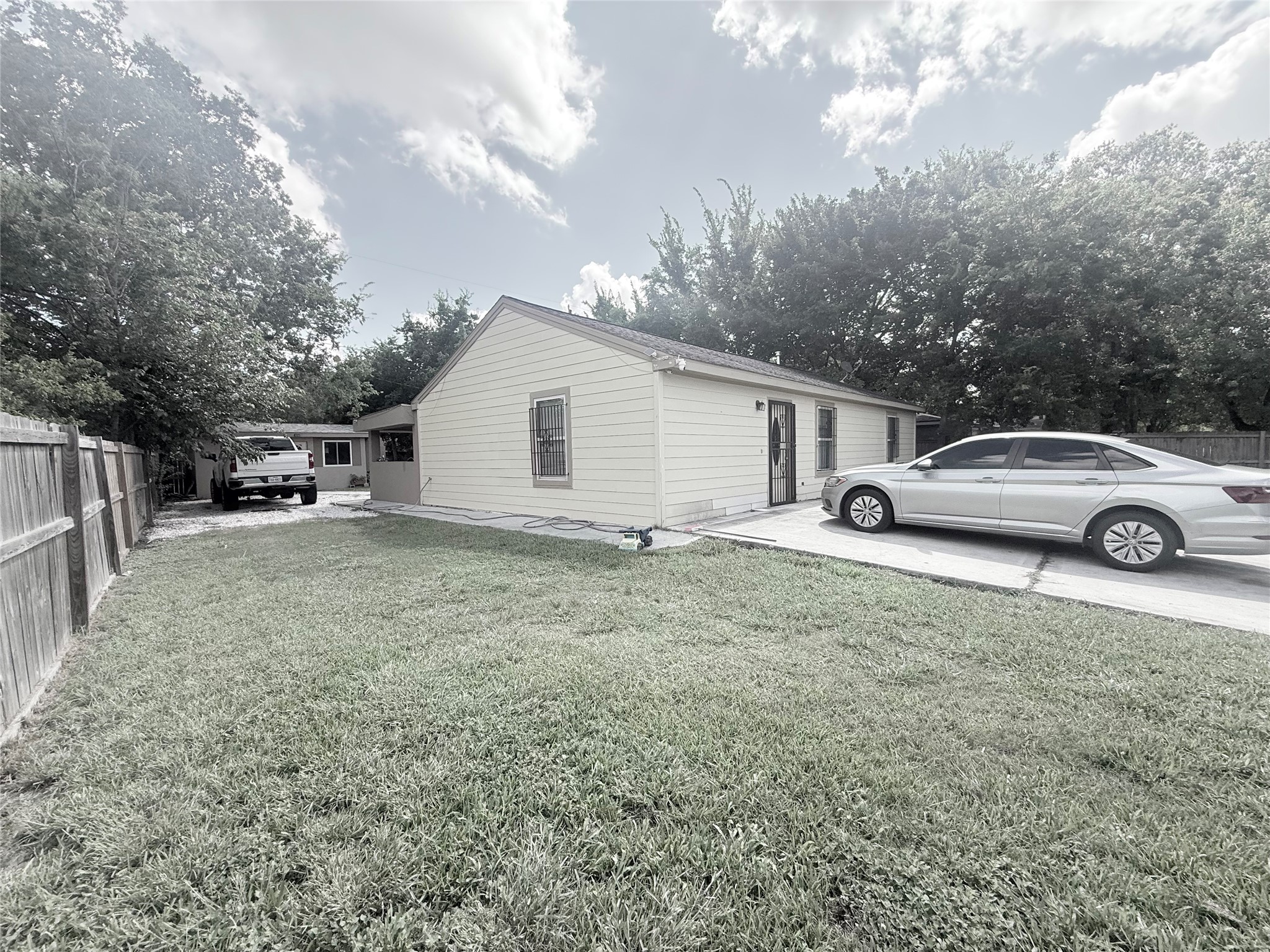 5103 Northridge Drive Houston, TX 77033 - Photo 3 of 39 a view of a car in front of a house