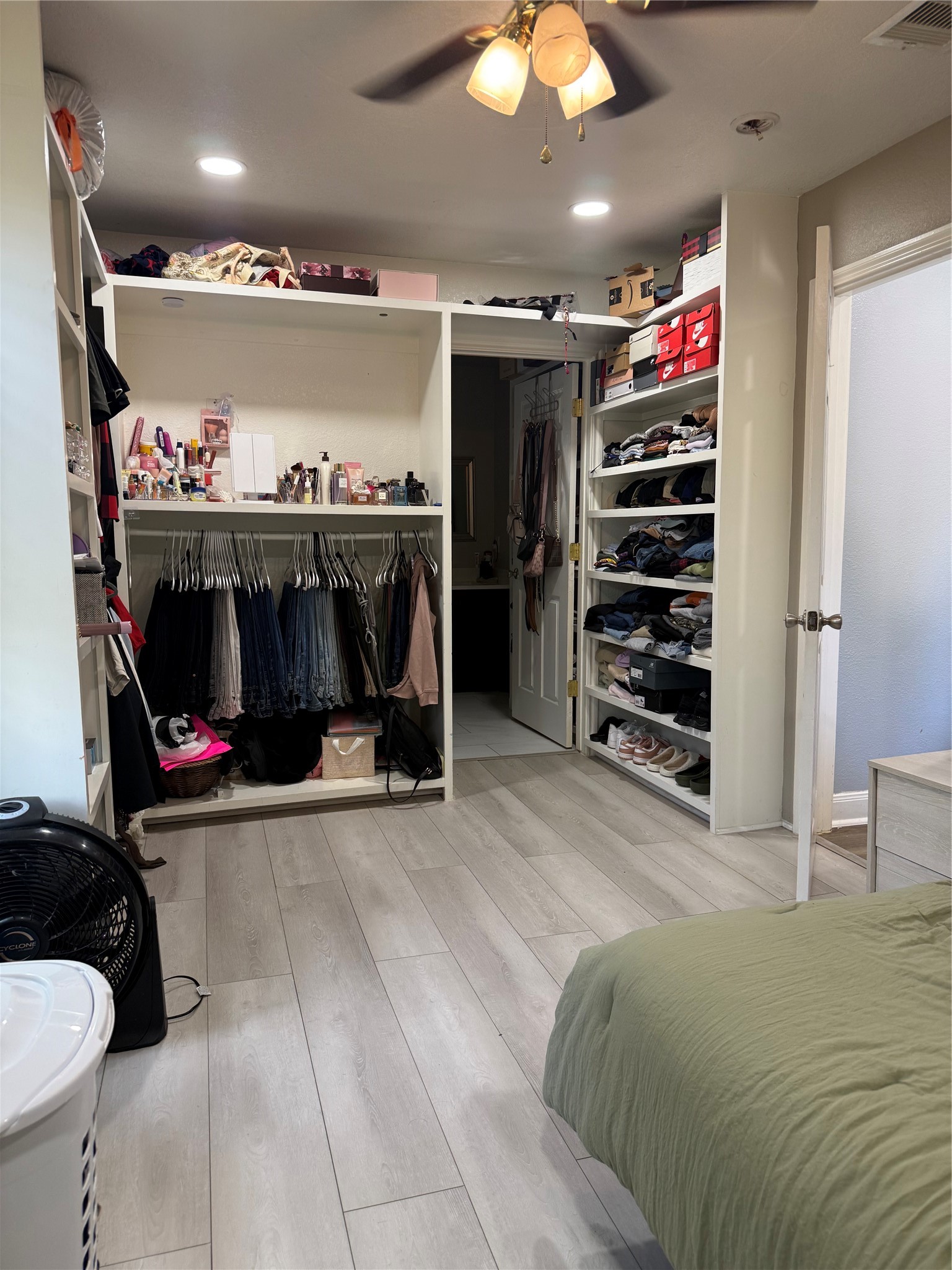 5103 Northridge Drive Houston, TX 77033 - Photo 33 of 39