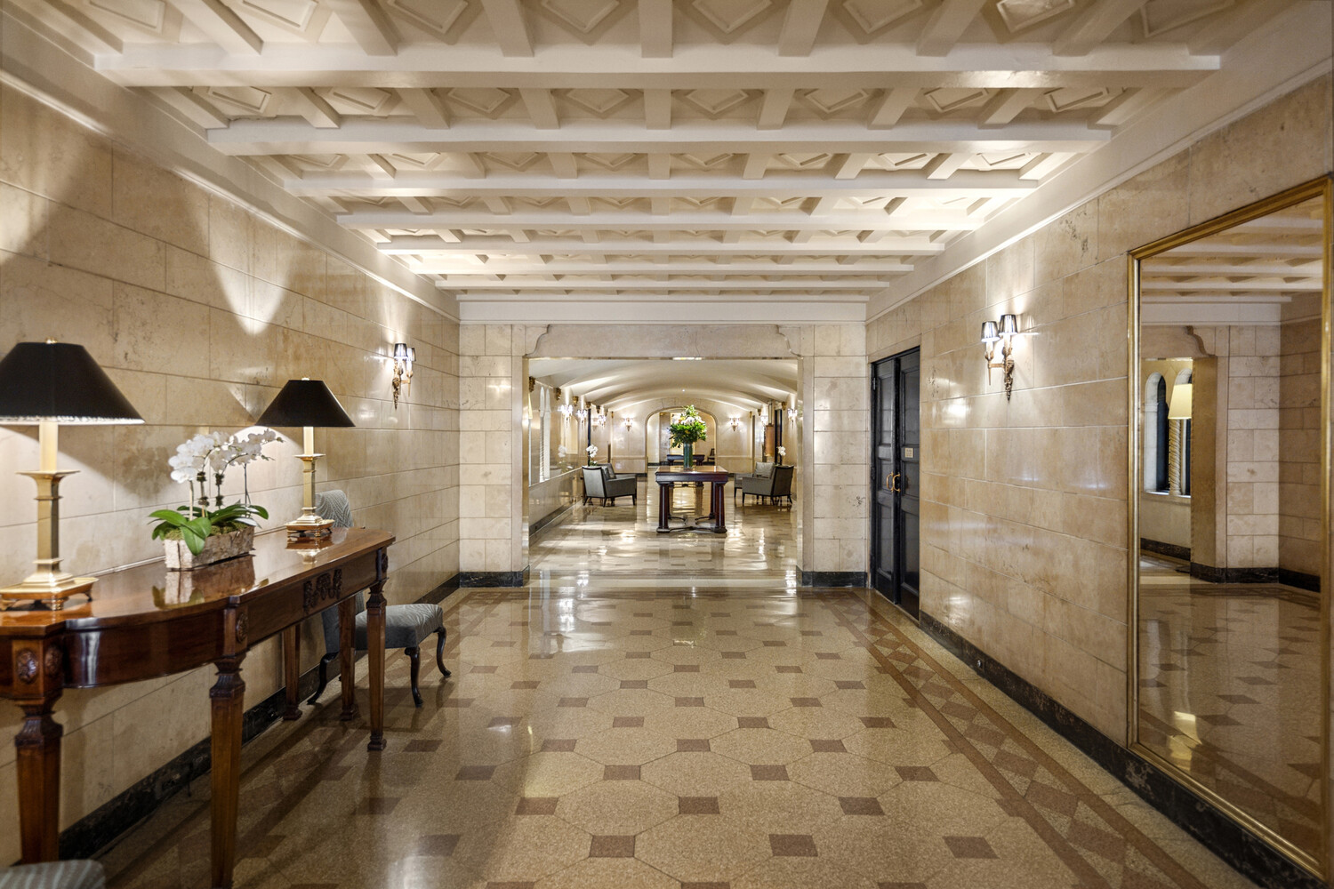 25 East 86th Street, Unit 4B Manhattan, NY 10028 - Photo 15 of 16 a lobby with furniture and a rug