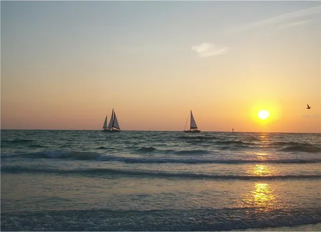 $649,500 | 145 Avenida Messina, Unit 3, Sarasota, FL 34242